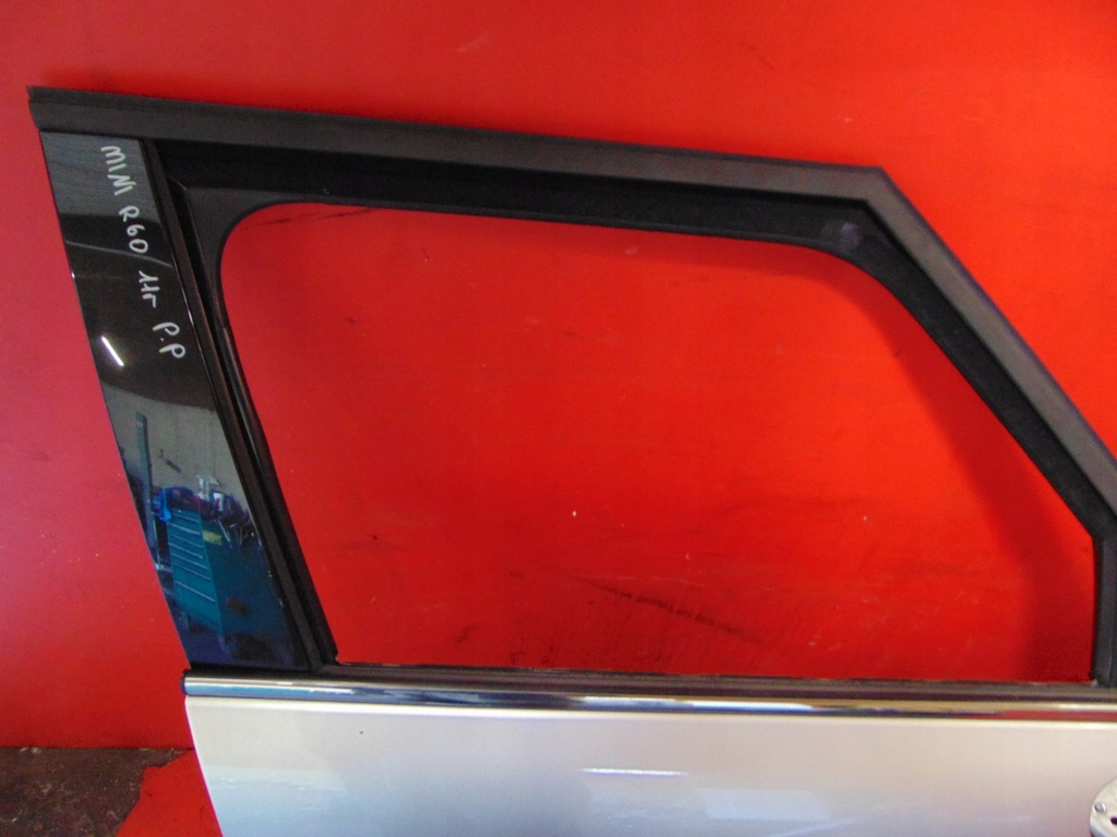 фото №2, Mini countryman r60 двері праве перед передні b12