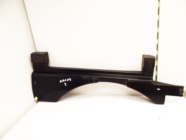 фото №1, Kalos aveo t200 hb 5d накладка багажника