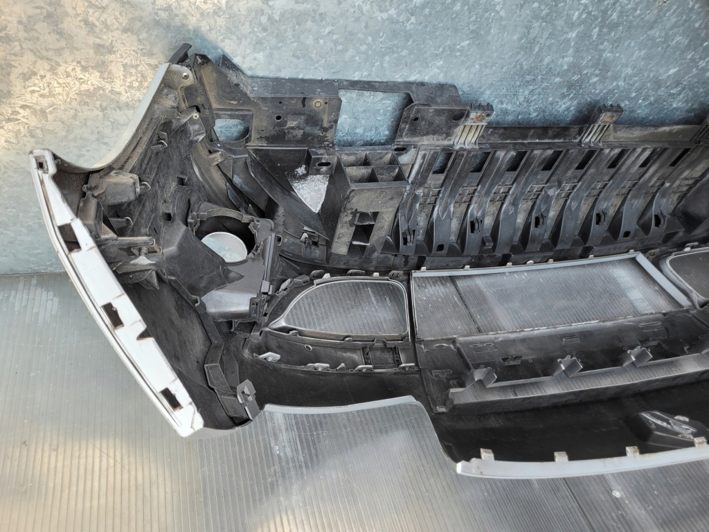 фото №9, Бампер перед передній renault scenic 3 iii przed liftem 2009-13