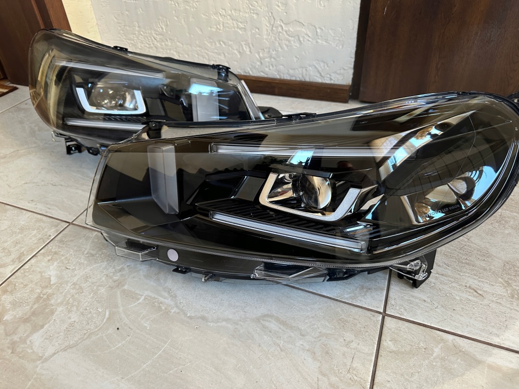 Фара full led jumpy iv 24 капот Ціна