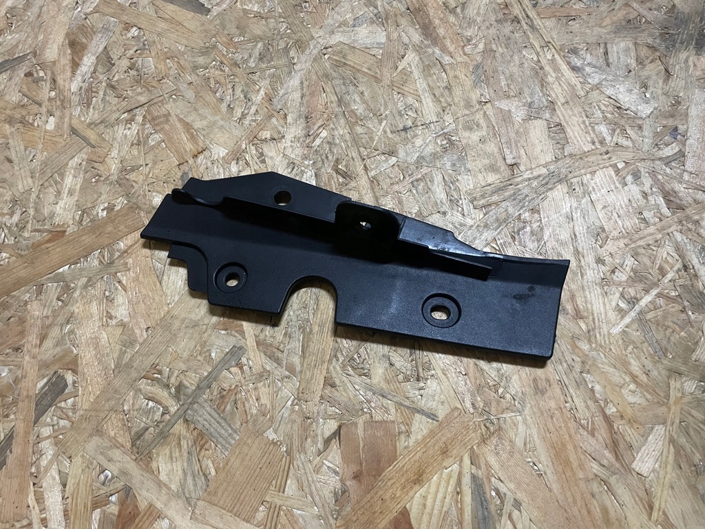 фото №1, Защита заглушка жабо правая renault clio iii 3 lift fl 8200332286