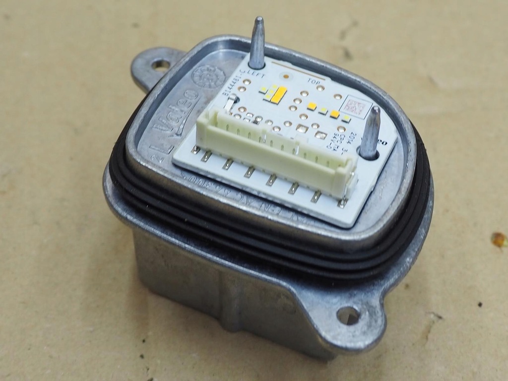 фото №14, Преобразователь модуль лампы левая opel corsa f 19-