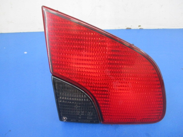 фото №1, Peugeot 406 kombi lift лампа задня ліва кришки orygin