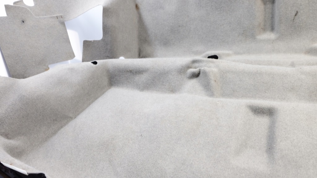 Купить Nissan note e11 коврик обшивка европа