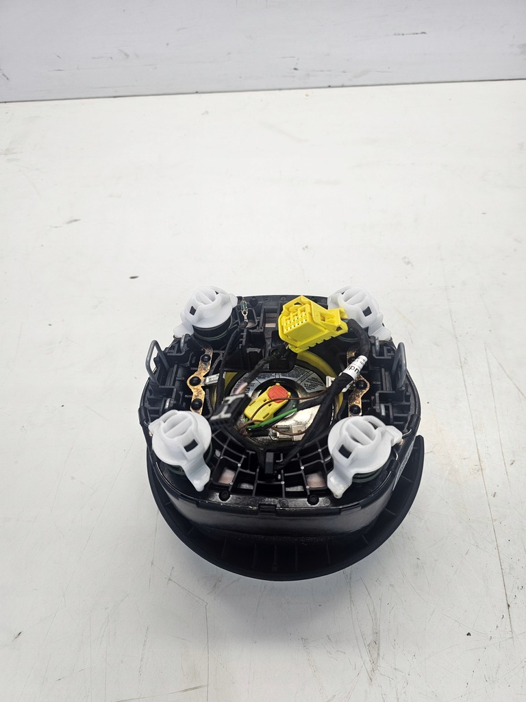 фото №10, Воздуховод кожа мультифункция audi q3 8u 8u0419091r s-line комплект