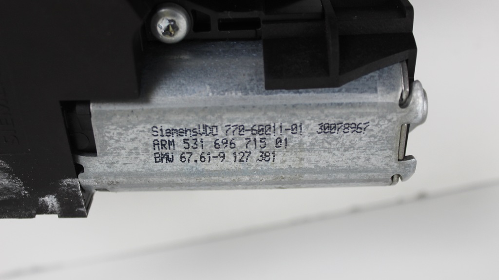 фото №9, Моторчик люк 9127381 bmw f07 f10 f11 e70