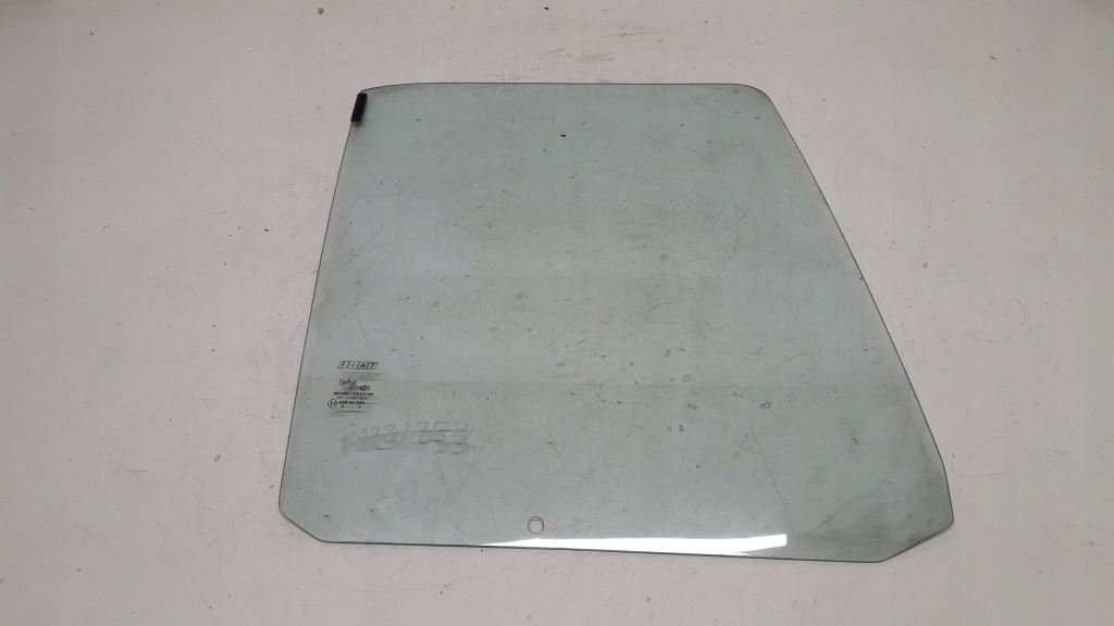 Купити Fiat tipo 88-95 скло права задня 7614417