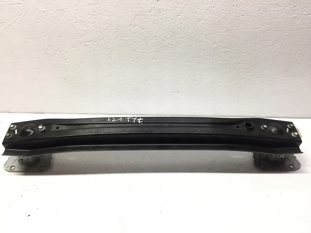 фото №7, Corolla e21 kombi балка бампера задняя