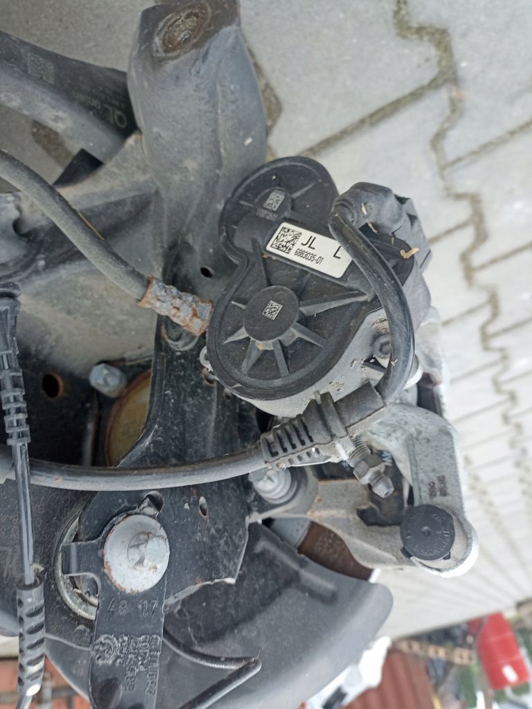 фото №6, Суппорт тормозной задняя левый правый bmw f40 f44 f45 f46 f48 f39 jak nowe