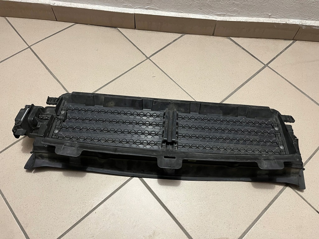 фото №12, Жалюзи шторка воздуховод воздуха volvo xc60 xc-60 ii 2 17-