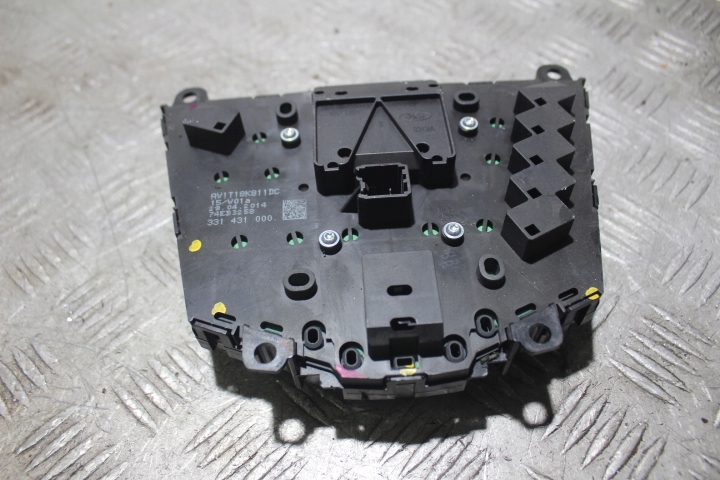 фото №3, Панель управление радио ford tourneo courier