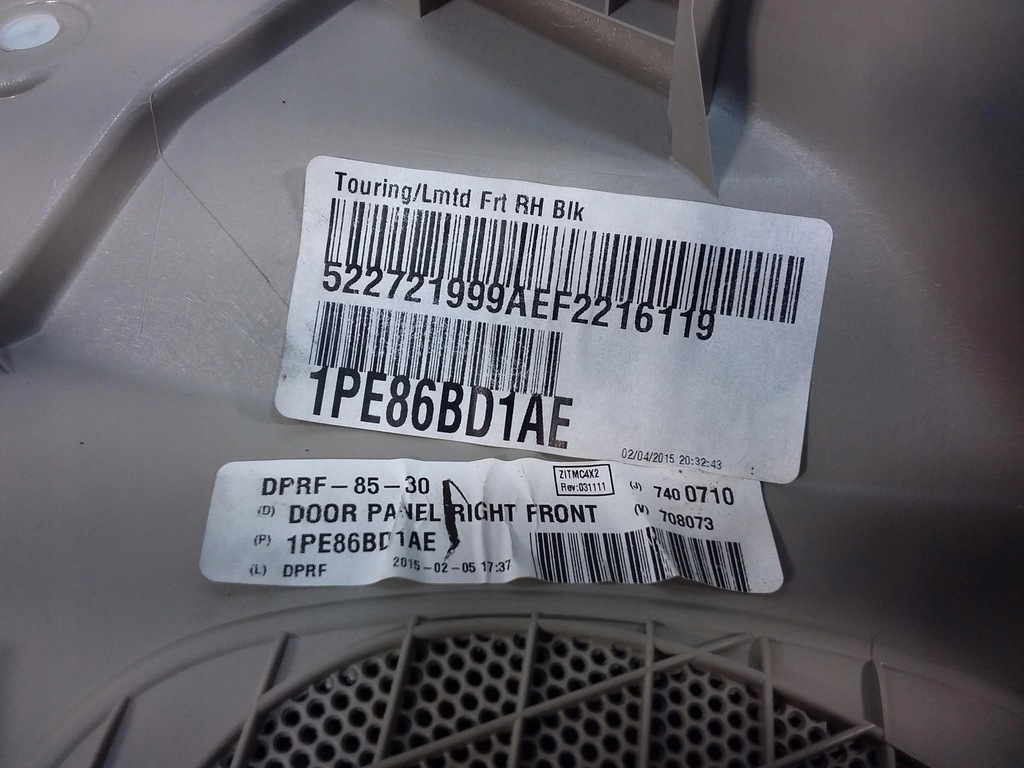 фото №8, Chrysler town country v обшивка дверь правый перед