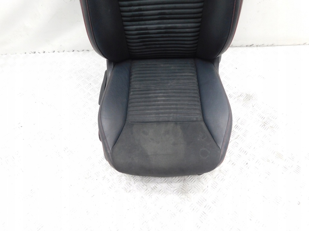 фото №10, Сиденья комплект заднее сиденье обшивки amg - mercedes cla c117 w117 amg