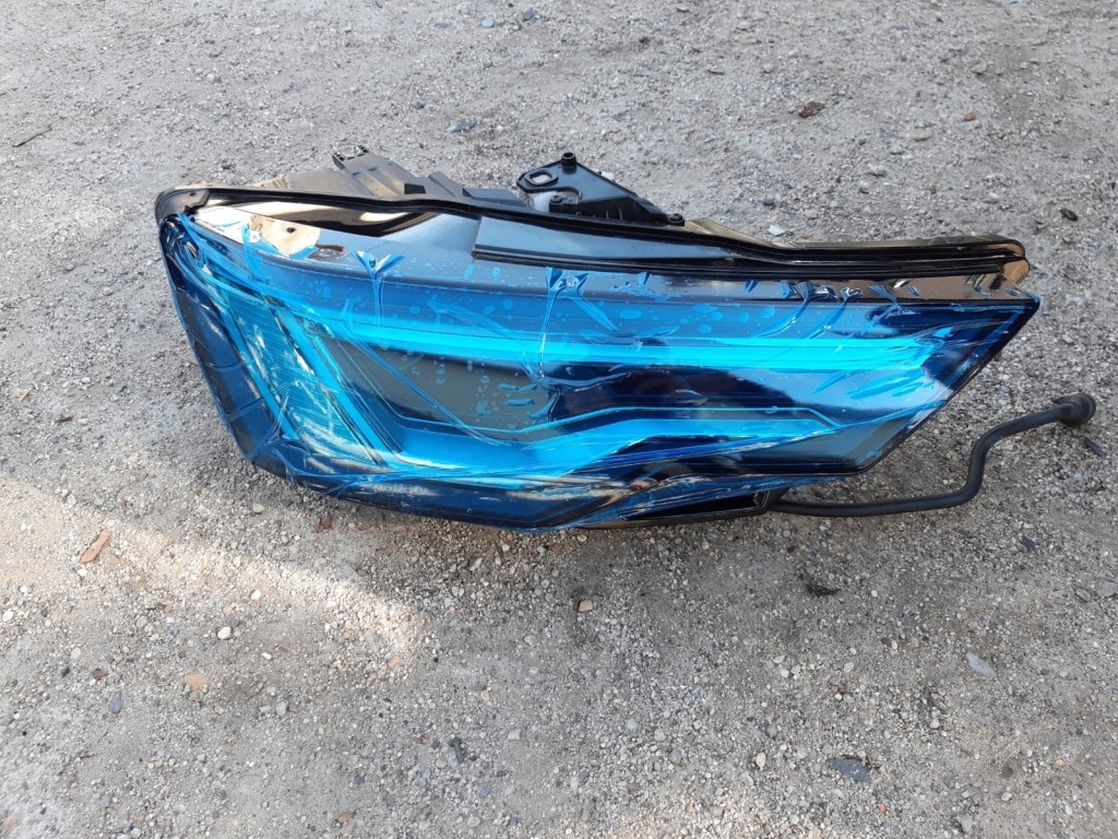 фото №2, Audi a6 c8 4k0941040 лампа права matrix full led