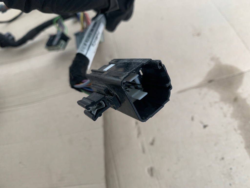 фото №11, Ford mustang mach-e rwd 75.7kwh жгут электропроводка крышки багажника оригинал