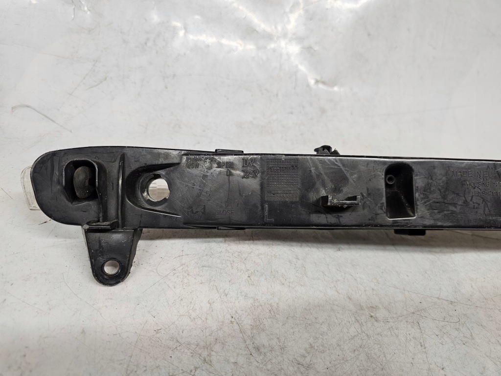 фото №12, Audi q7 4l 07r поворотник бампера левый перед 4l0953041