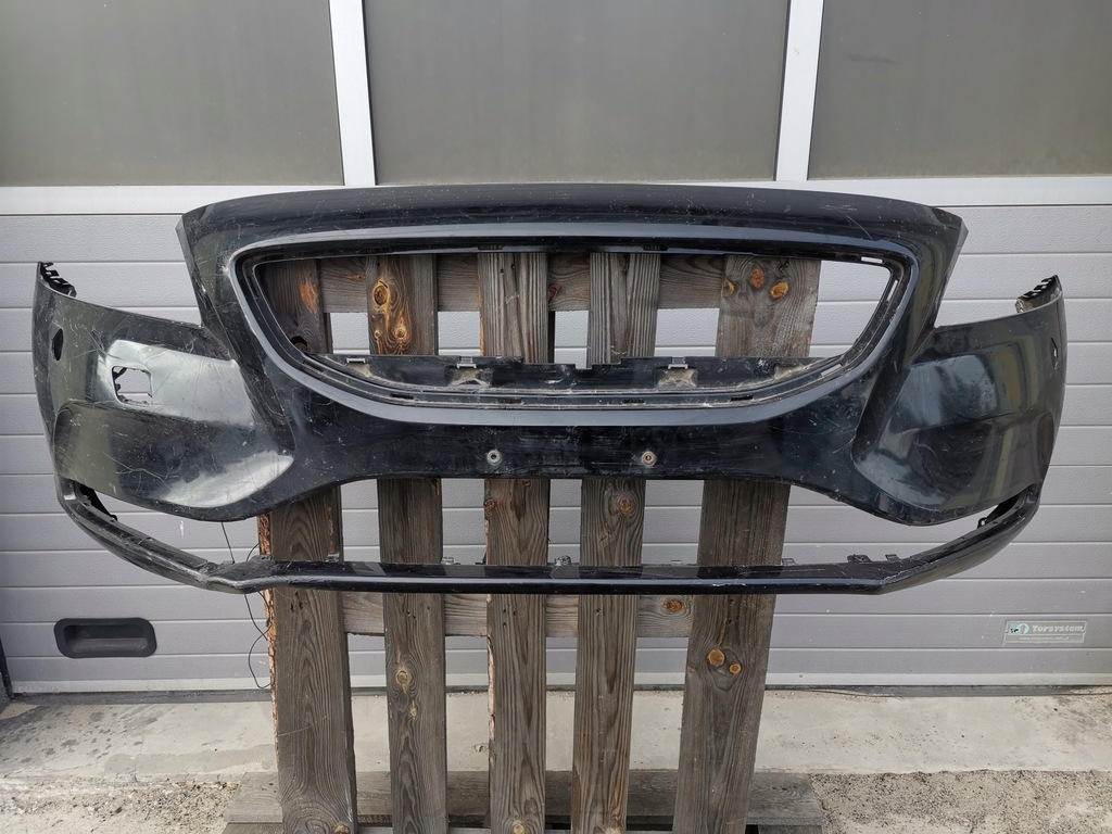 фото №1, Volvo v40 бампер перед передній