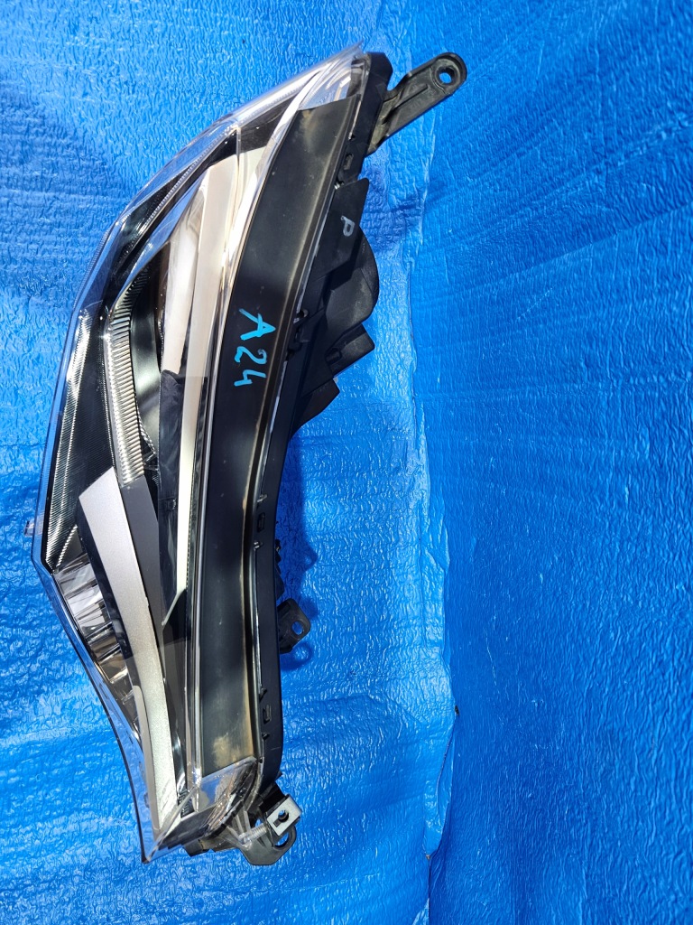 Фара правий full led toyota rav4 iv рестайлінг  2015-2019 - Ціна