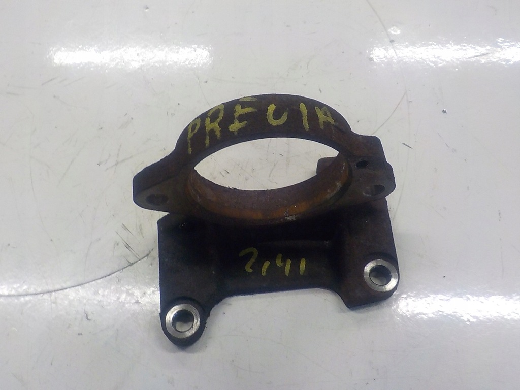 фото №1, Toyota previa ii 2.4 vvti 170km 2az опора полуось