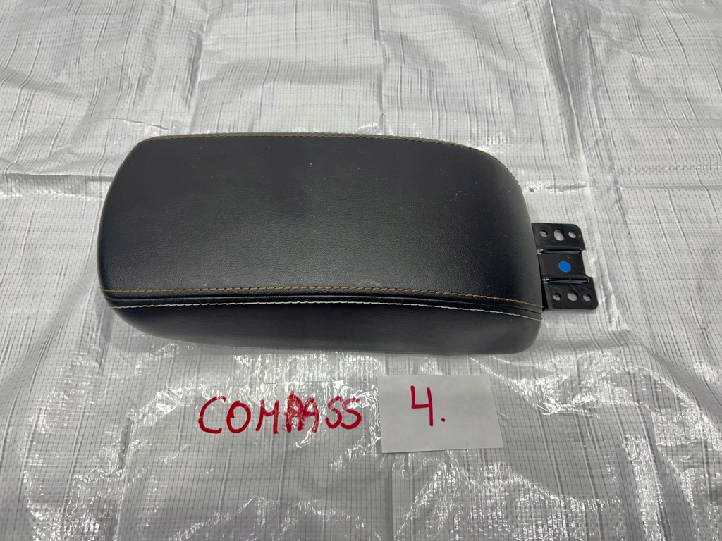 фото №1, Jeep compass ii подлокотник