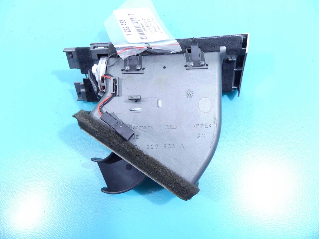 фото №6, Решётка обдув правая audi a6 c6 4f1820902a