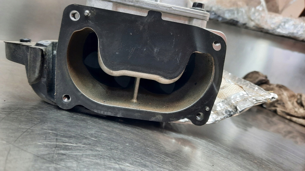 фото №8, Компрессор 31441265 31439783 volvo xc90 ii s60 iii v60 ii xc60 ii 2.0t