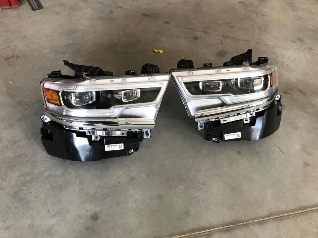 фото №1, Dodge ram dt 2019-2023 лампи фари лампа limited ładne повний