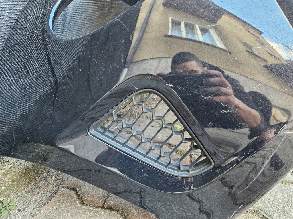 Abarth 500 595 рестайлінг  комплект решітка середня молдинг ліва права бампер перед Київ