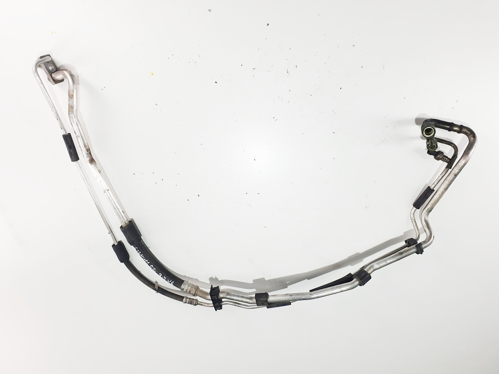 фото №1, Opel signum 07r 3.0 cdti шланг кондиционера