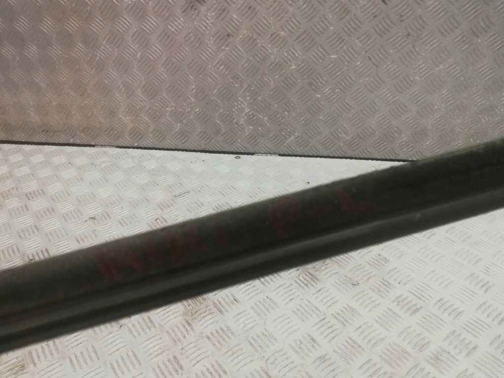 фото №4, Mini countryman r60 молдинг ущільнювач ліва перед