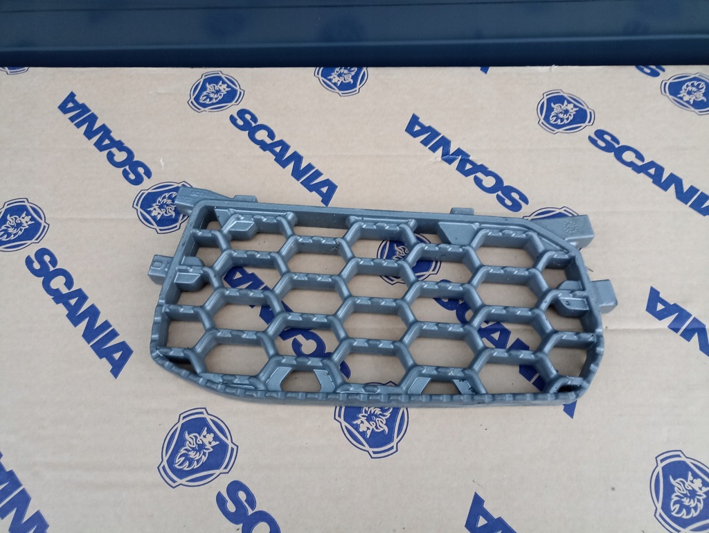 фото №1, Подножка подножка scania r s ngs 2570261