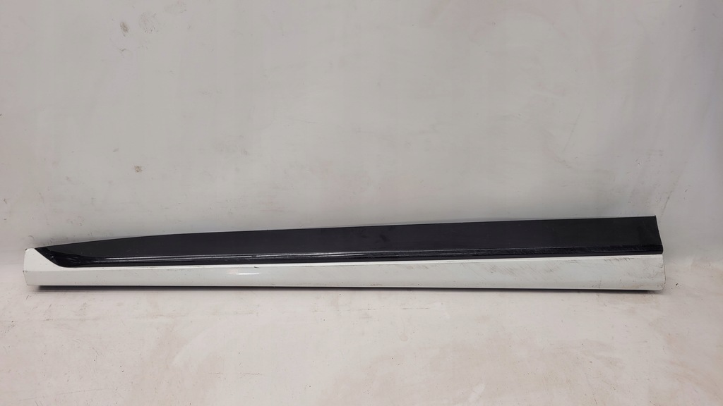 фото №1, Kia ev6 gt-line молдинг na дверь левая перед