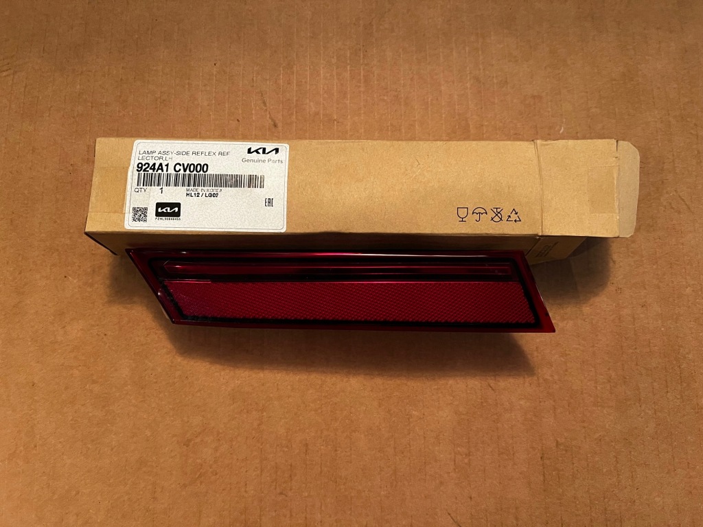 фото №1, Kia ev6 2022- лампа габаритная задняя левая 924a1-cv000