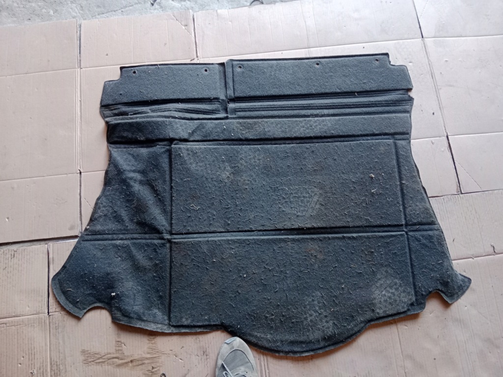 Купити Обшивка багажника alfa 147