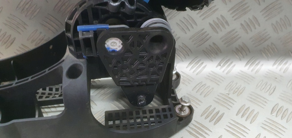 фото №5, Домкрат вибірник перемикання передач astra k 1.6 cdti