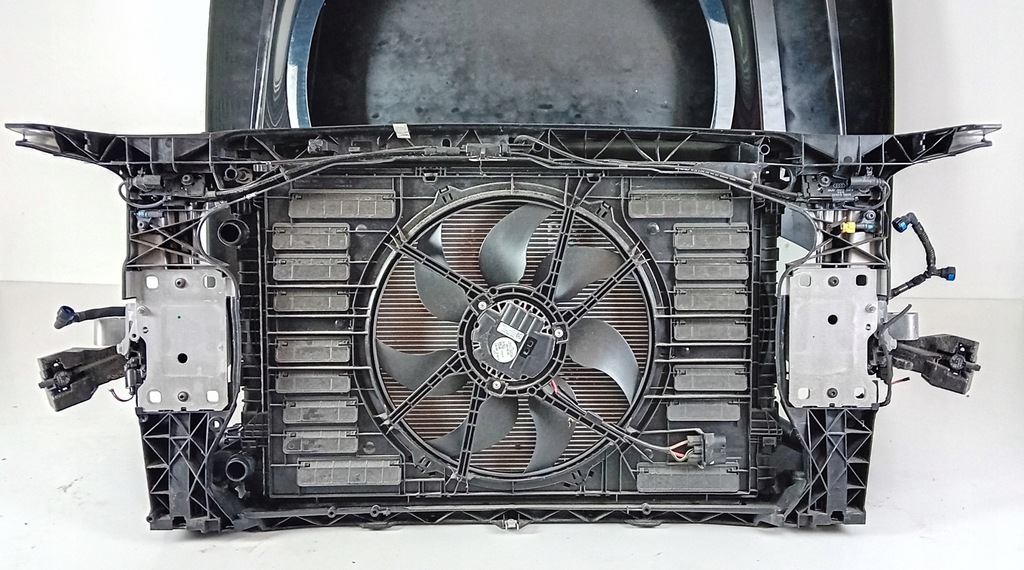 фото №8, Audi a4 8w b9 бампер капот pas лампи full led крила крила ly9t 34km