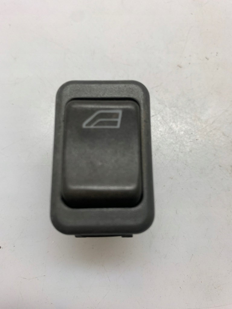 фото №1, Переключатель окон volvo 03458028