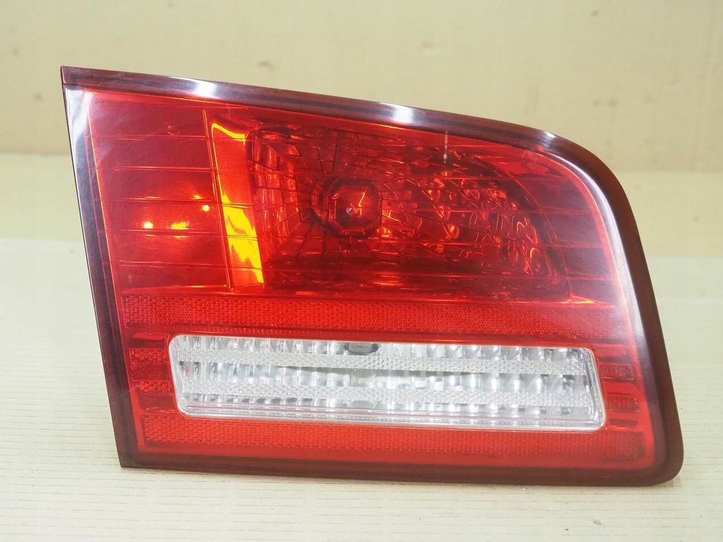 фото №1, Лампа левая задняя задняя 92405-2g0 kia magentis 2 ii 06-08