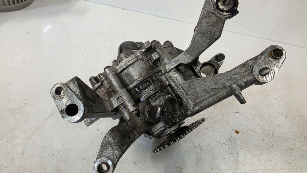 Насос масла jaguar xf ii x260 2017 2.0d Доставка