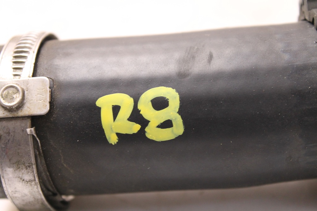 фото №4, Шланг łączący baki audi r8 ii 4s 2016r- 5.2 fsi