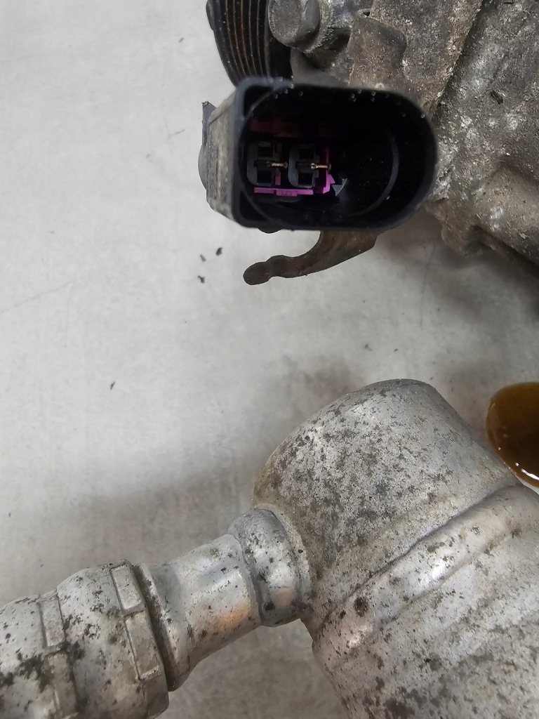 фото №6, Компрессор кондиционера компрессор vw up 2017r., 1.0 бензин 1s0816803