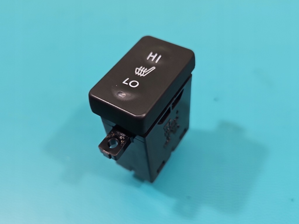 фото №7, Переключатель подогрев сиденье honda accord viii 08- m36580