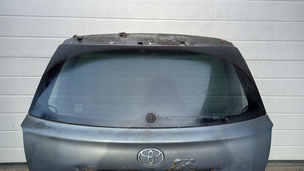 фото №1, Скло задній кришки toyota avensis t25 kombi 03r