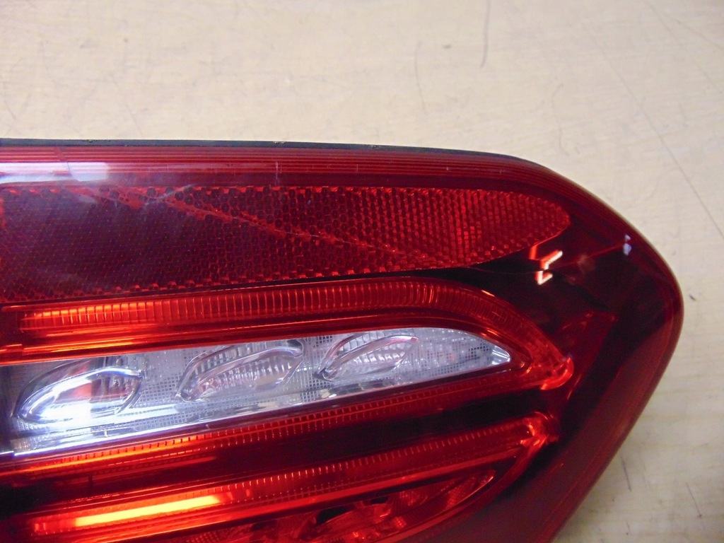 фото №9, Лампа правая задняя mercedes w205 kombi europa