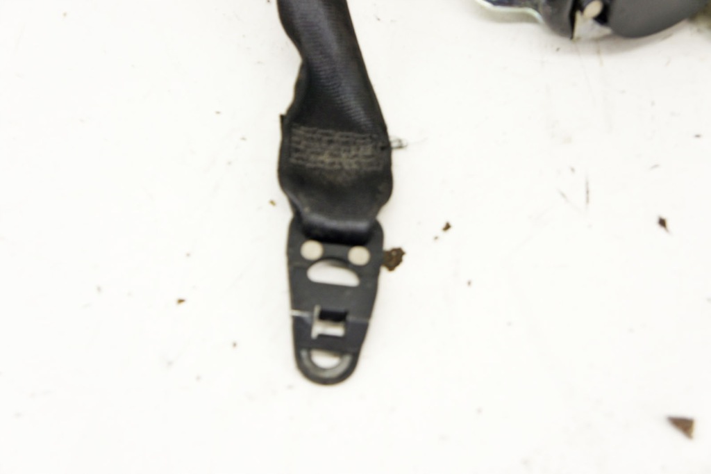 Ko220 porsche cayenne s 7l ремінь правий перед Недорого