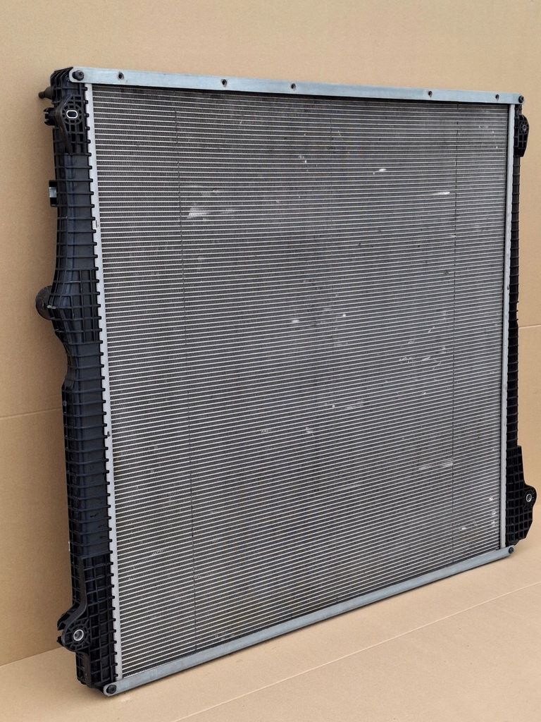 фото №13, Scania r s ngt радиатор жидкость wody 2552202