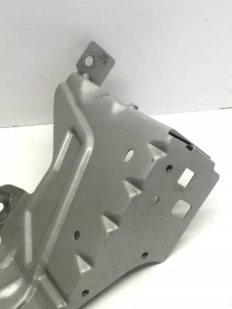 фото №6, Volvo xc40 кронштейн лампы левый панель фары 32377055