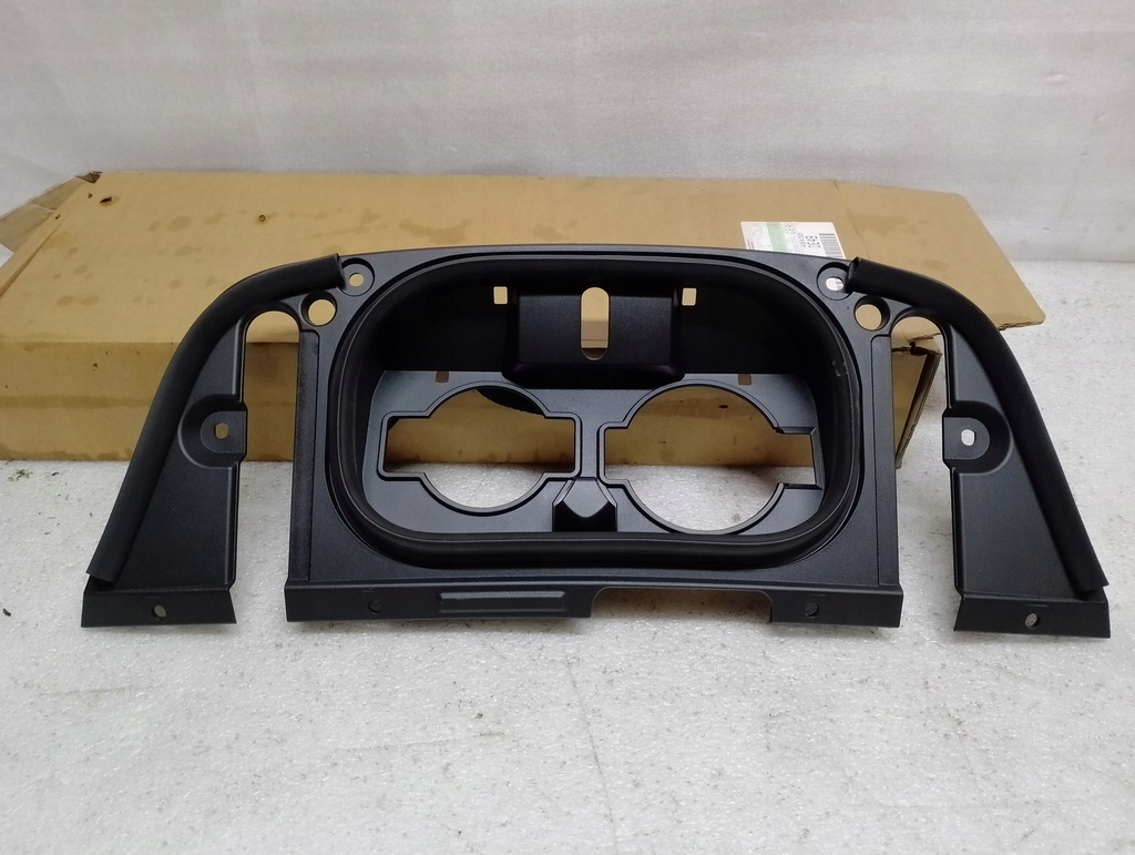 фото №1, Nissan leaf ii ze1 корпус роз'єм зарядний пристрій