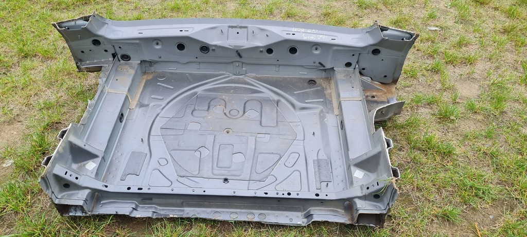 фото №8, Q5 80a sq5 pas задняя усилитель стена поддон задняя lz7s