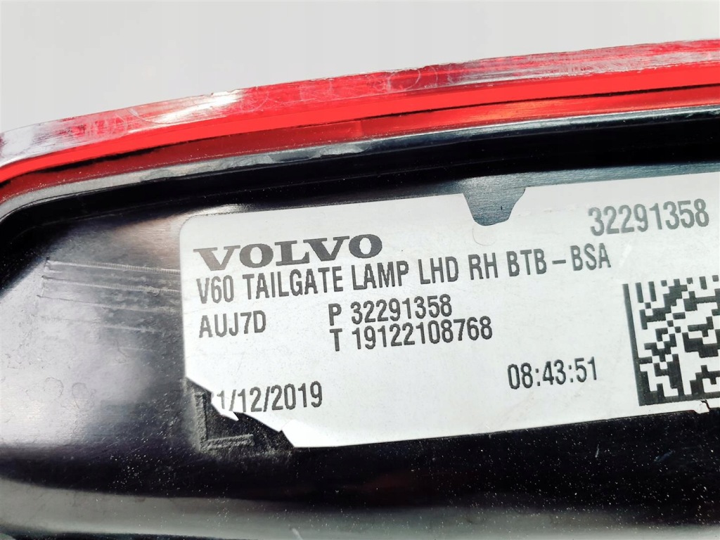 фото №5, Volvo v60 ii 18r+ левая лампа задняя led ory eu !!!